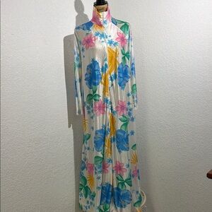 Vintage Montgomery Ward Floral Maxi House Dress/Robe with Long Sleeves